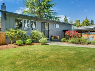 3229 74th Ave SE, Mercer Island, WA 98040