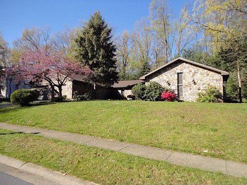4th image of 606 Berkshire Dr