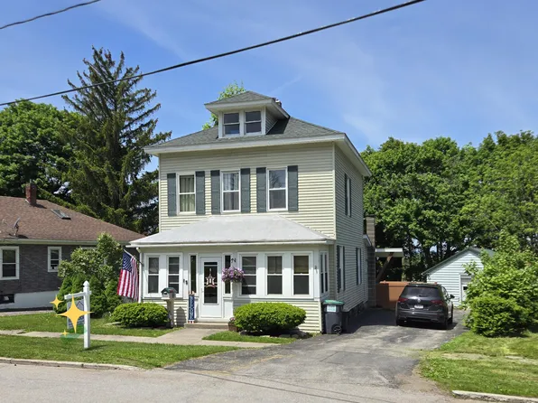 15 3rd Avenue, Canajoharie, NY 13317