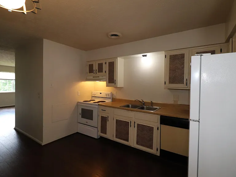 2977 Winter Garden Dr #4 — Photo 7