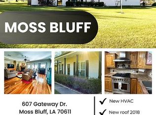 607 Gateway Dr, Lake Charles, LA 70611