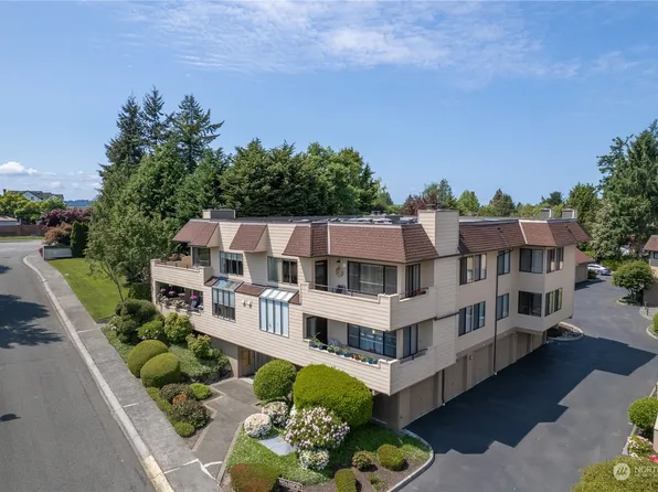 910 S 248th Street #4, Des Moines, WA 98198