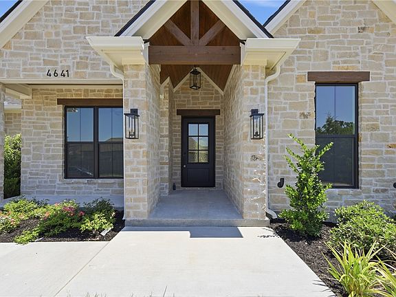 2nd image of 4641 River Valley Dr