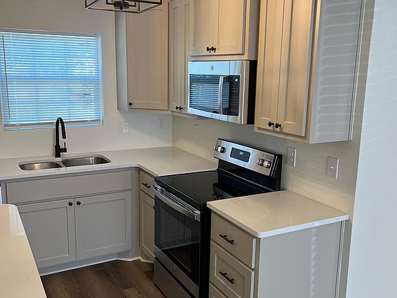4th image of 3134 S 6th St