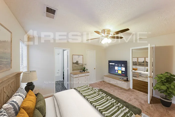 1324 Royalty Dr — Photo 9