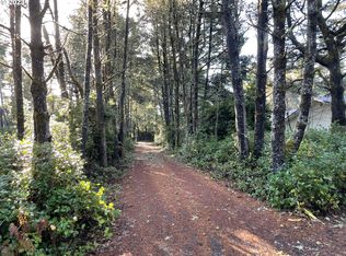 4792 Seapine Dr, Florence, OR 97439