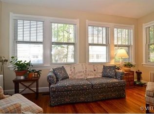 520 Hamilton St, Evanston, IL 60202