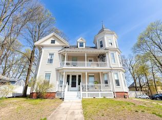 107 Chestnut St, Haverhill, MA 01830