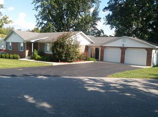 132 Pine Dr, Morgantown, KY 42261