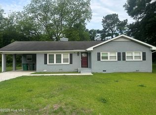 1011 Van Nortwick St, Greenville, NC 27834