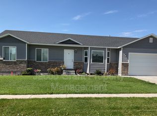 2825 N Sunlight Dr, Idaho Falls, ID 83401