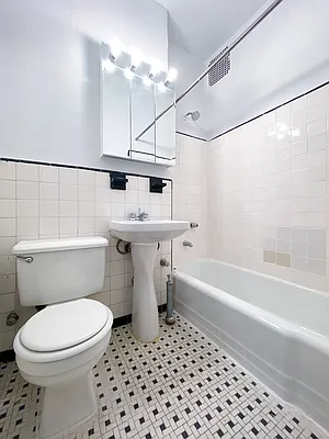 Rented by Compass | media 9