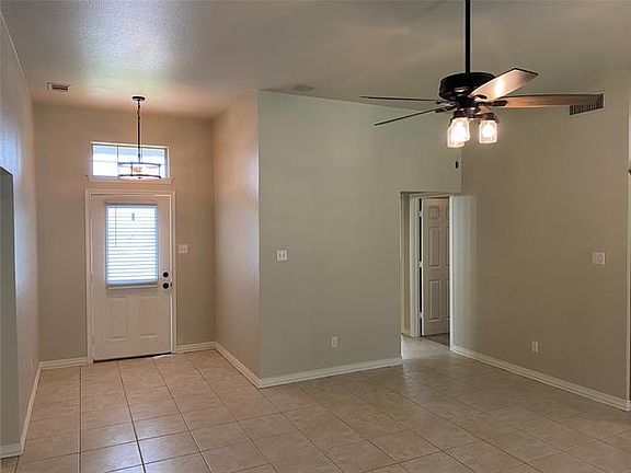 3rd image of 3802 Stanford St