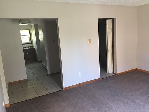 2nd image of 46 Eleanor Ave