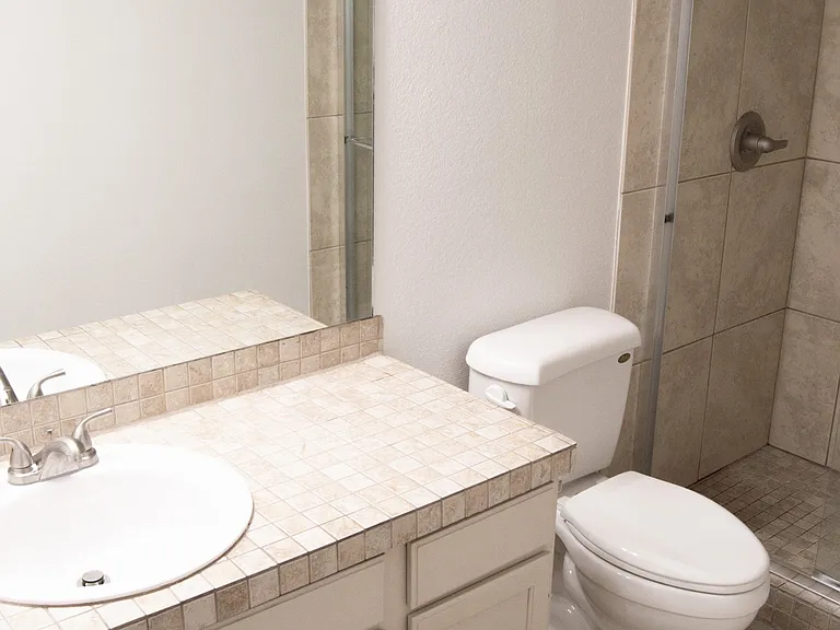 2405 SW Morris St — Photo 15