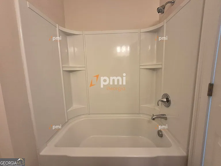 1807 Brandsford Ln NW — Photo 16
