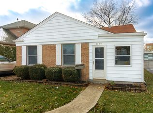 8326 N Newland Ave, Niles, IL
