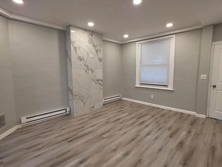 4917 Reno St — Photo 14
