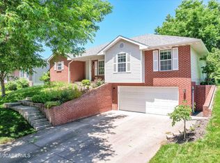 4024 Oxford Rd, Jefferson City, MO 65109