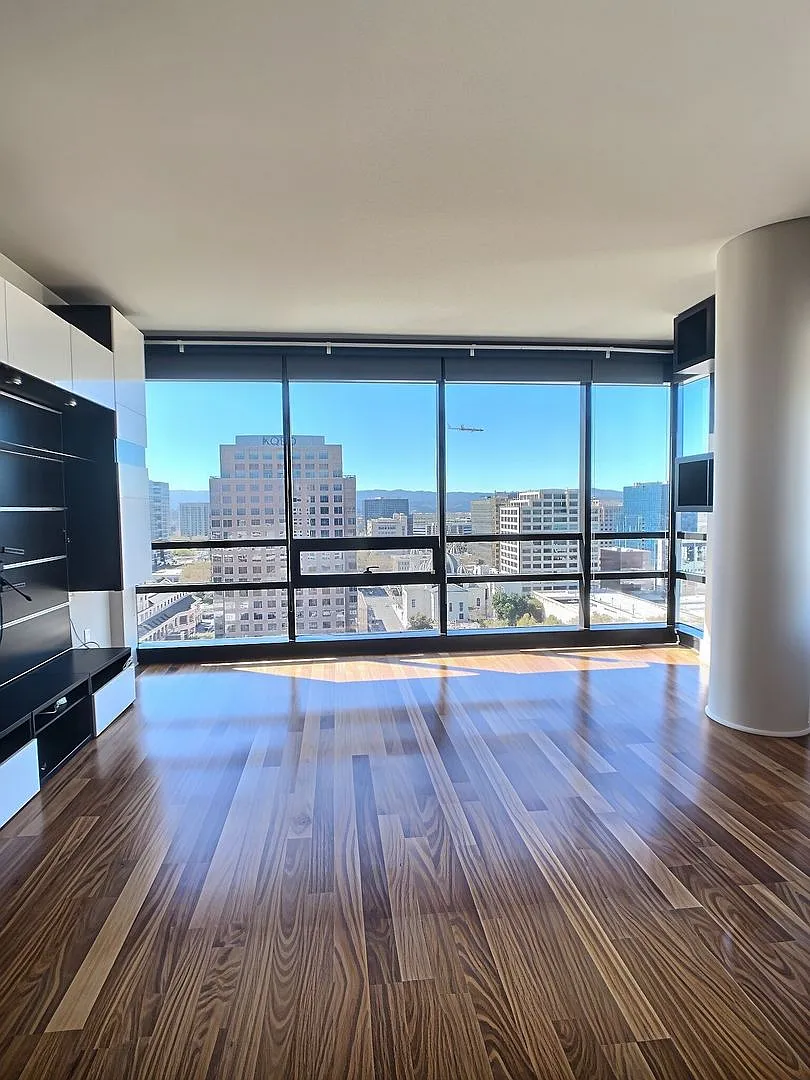 Amazing Views- 2 Bedroom Corner Condo for Rent at The 88 — Photo 2