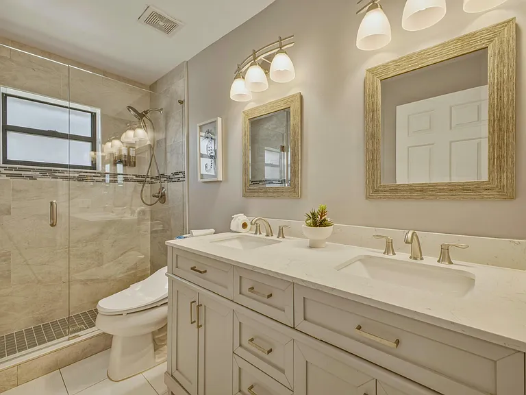 1127 Sea Pines Way — Photo 40