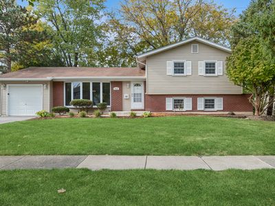 6410 Macarthur Dr, Woodridge, IL, 60517