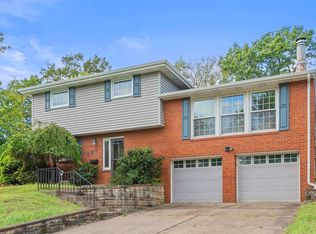 586 Galway Dr, Bethel Park, PA