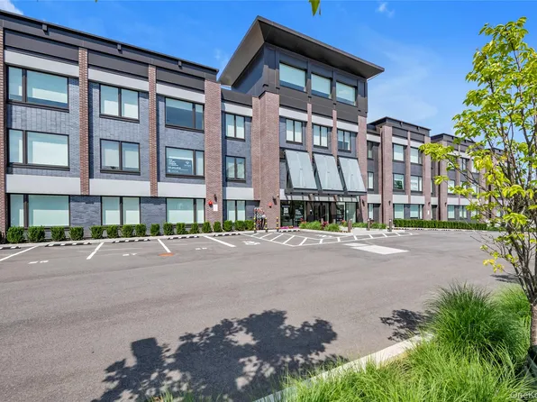 218 Middle Neck Road #206, Great Neck, NY 11021