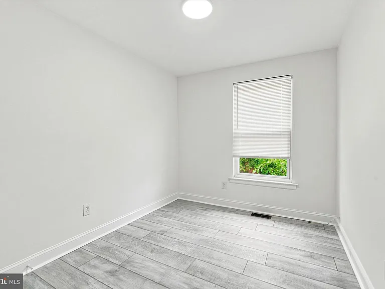 7813 Midis Pl #1 — Photo 8