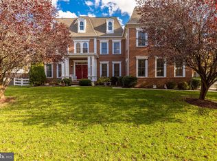 6398 Gayfields Rd, Alexandria, VA 22315