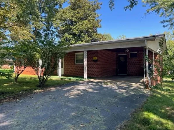 505 Laurel Ave, Cookeville, TN 38501
