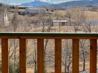 21 Mountainview Rd, Douglas, WY 82633