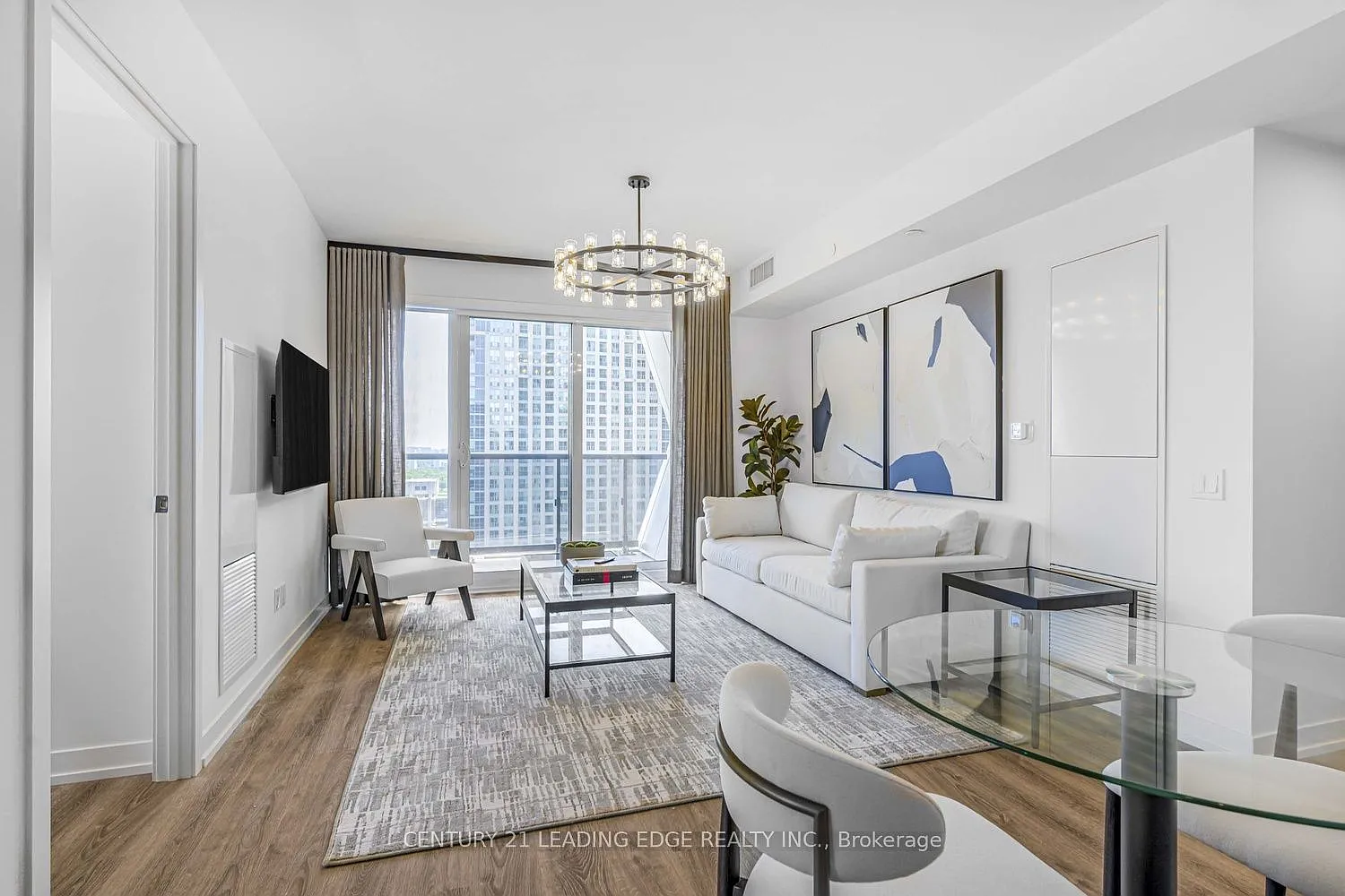 3 bed, $6,200 — Photo 3