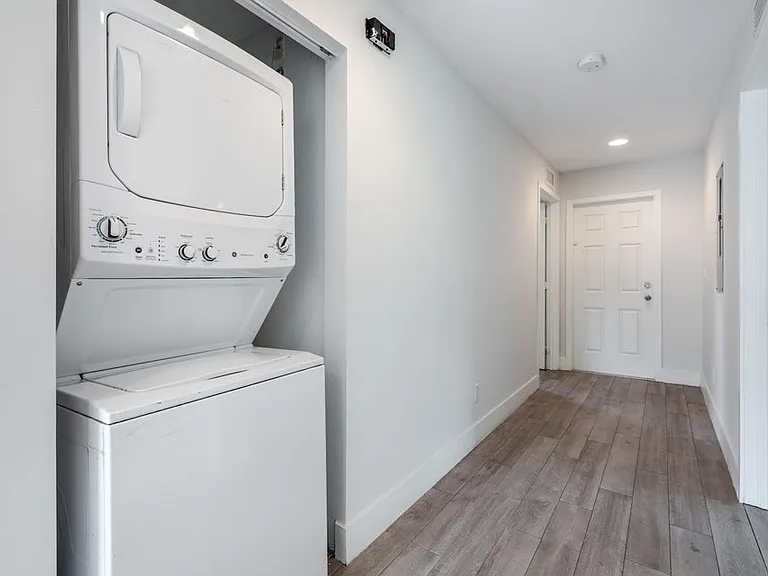 4743 Myla Ln — Photo 20