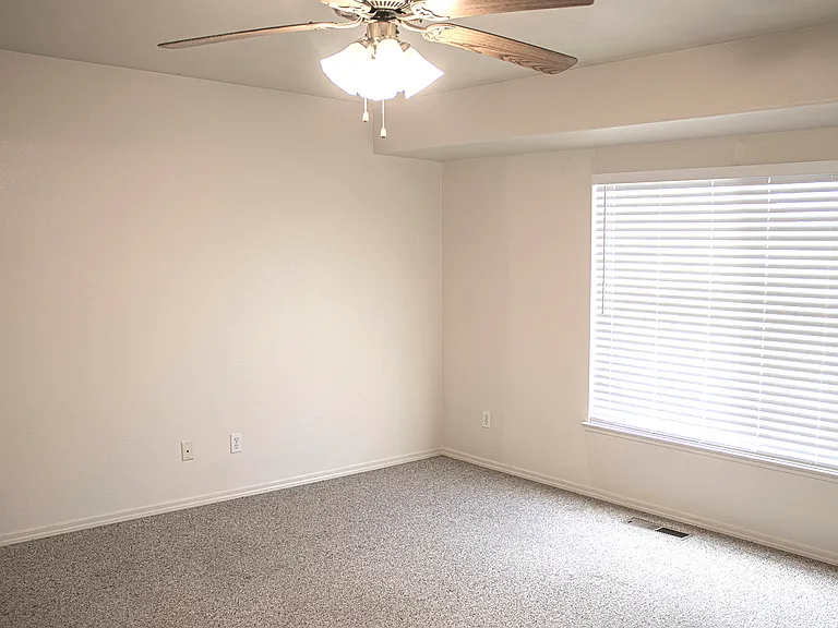 1170 Longspur Way — Photo 13