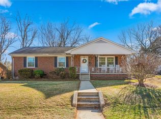 339 Meadowbrook Dr, Burlington, NC 27215