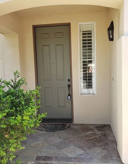 3 Weathersfield — Photo 1