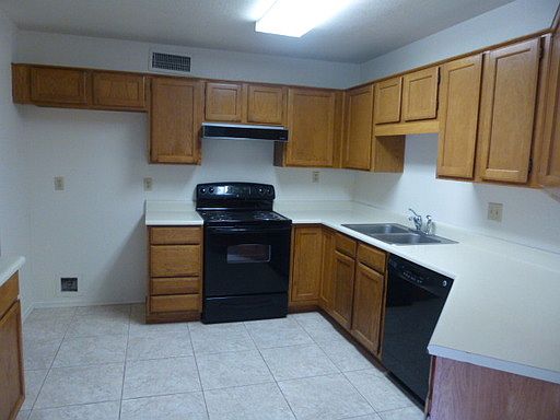 3rd image of 6336 W Townley Ave