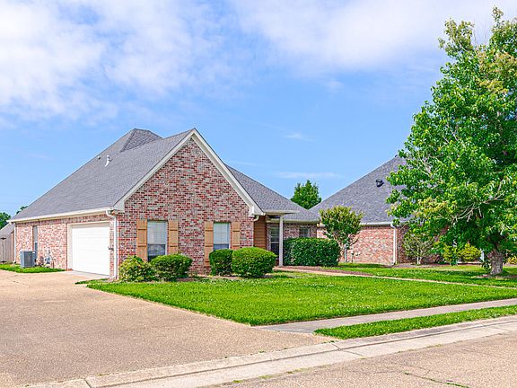 2nd image of 103 King Arthur Ln