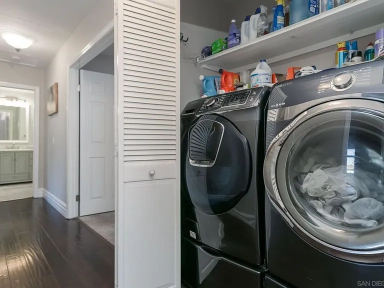 139 Parnassus Cir — Photo 6