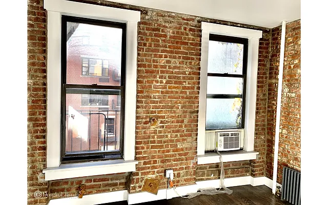 Rented by Douglas Elliman | media 19