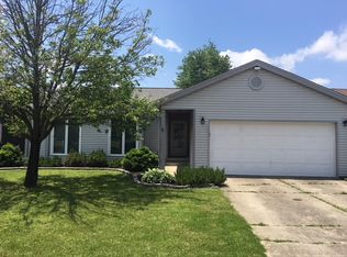 3850 Peppertree Ln, Columbus, IN 47203