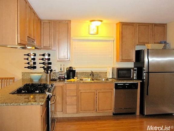 4th image of 8920 Sawtelle Way