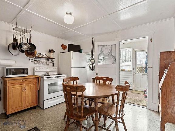 4th image of 1535 N Mansfield Ave #1