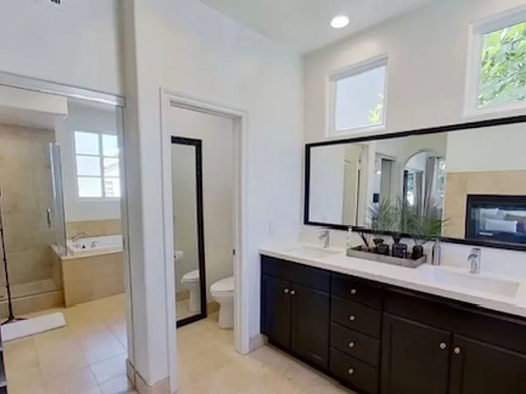 445 1/2 Begonia Ave — Photo 12