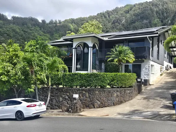 959 Uwao St, Honolulu, HI 96825