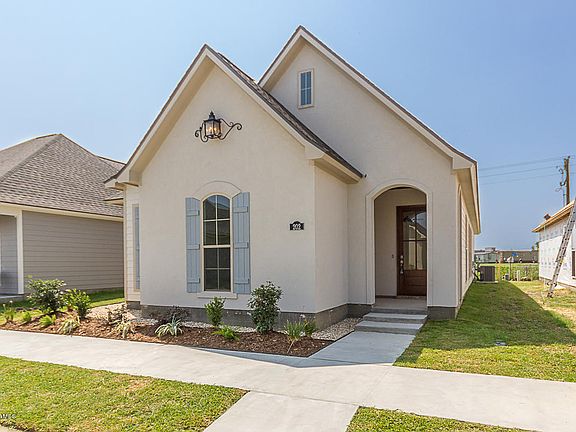3rd image of 202 Harvey Cay Ln