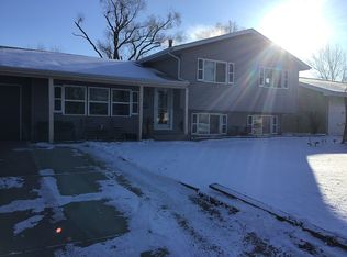 232 Reid Rd, Genoa, IL 60135