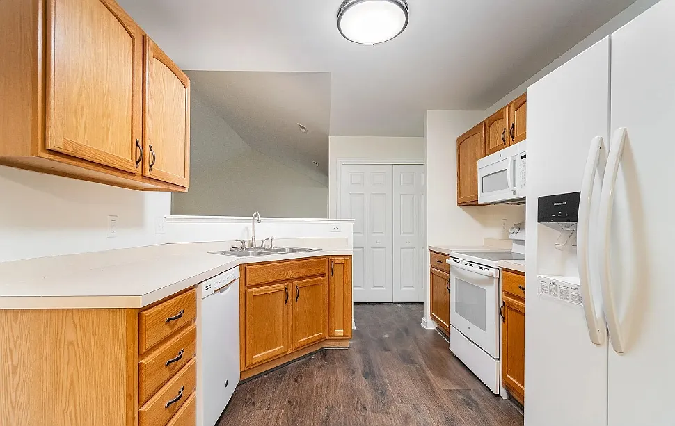 2 bed, 1545 sqft, $1,800 — Photo 1