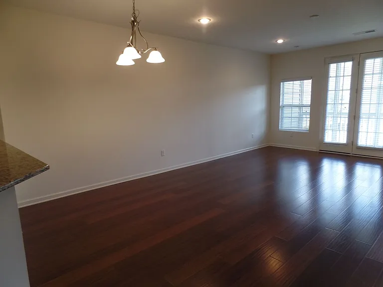 5353 Nottinghamshire Ln — Photo 21